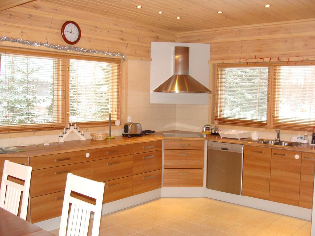 Villa Tiirinkallio Nilsiä Rum bild